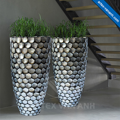 Black lip mother of pearl (MOP) seashell planters. Made in Vietnam.